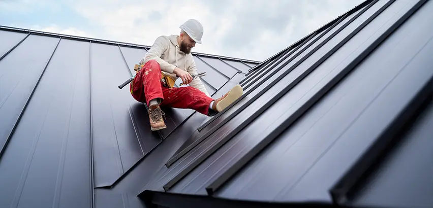 Professional Roof Valley Installation Services in Elk Grove Village, IL