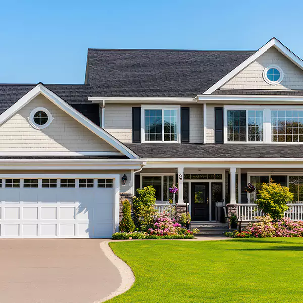 Why Elk Grove Village Homeowners Choose Elk Grove Village Roofing Pro for Roofing and Siding?